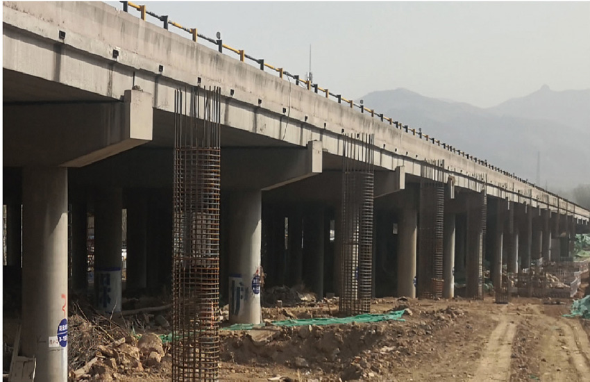 京臺(tái)高速公路濟(jì)南至泰安段四座大橋頂升工程